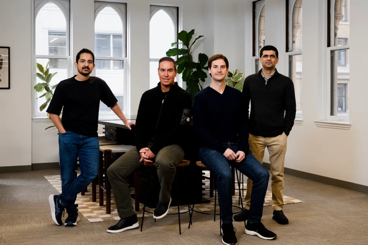 El fin de los CRM tradicionales: Sam Blond lanza la startup que quiere desbancar a Salesforce
